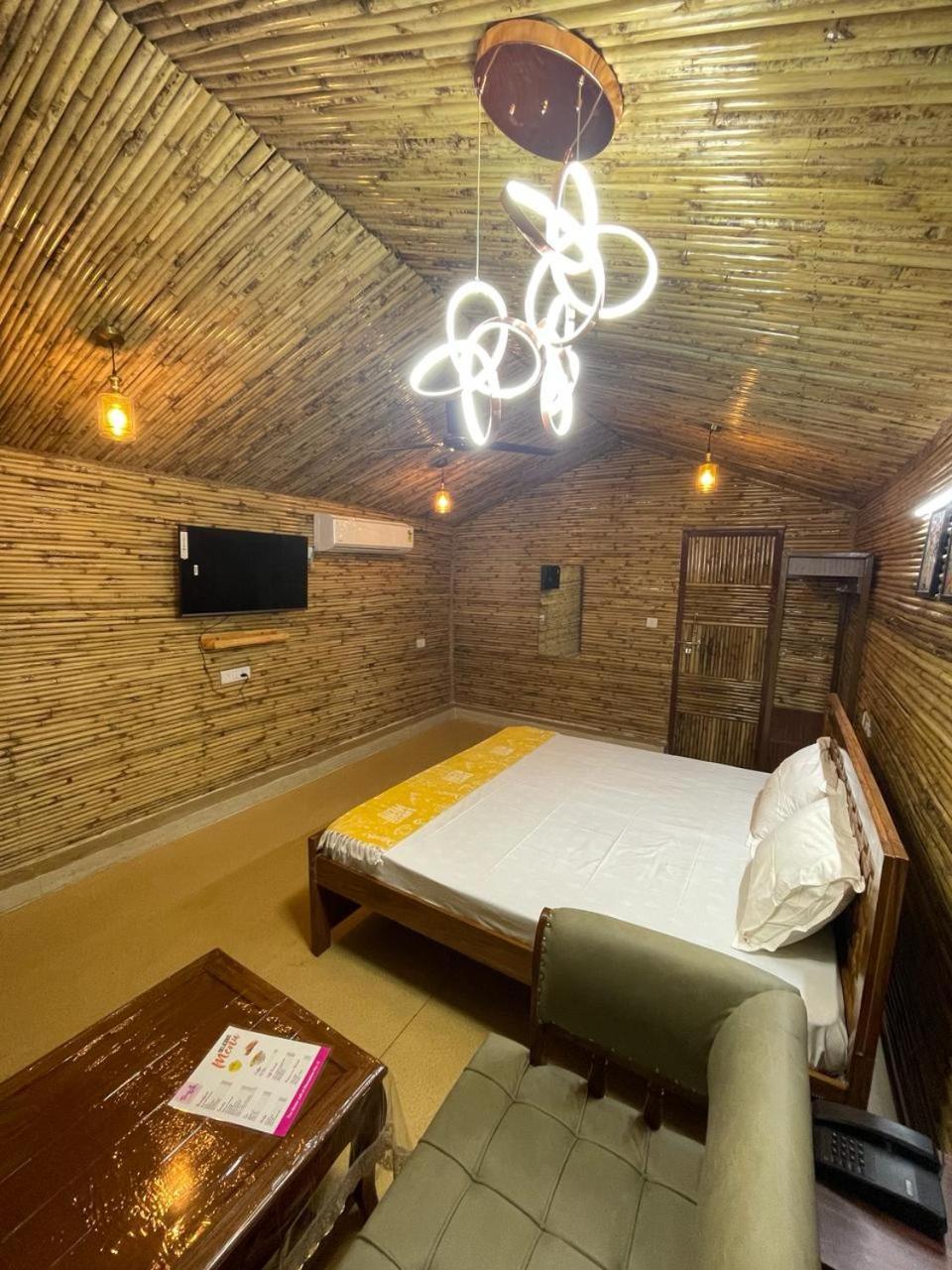 Gopika Resort Vrindāvan Exteriér fotografie