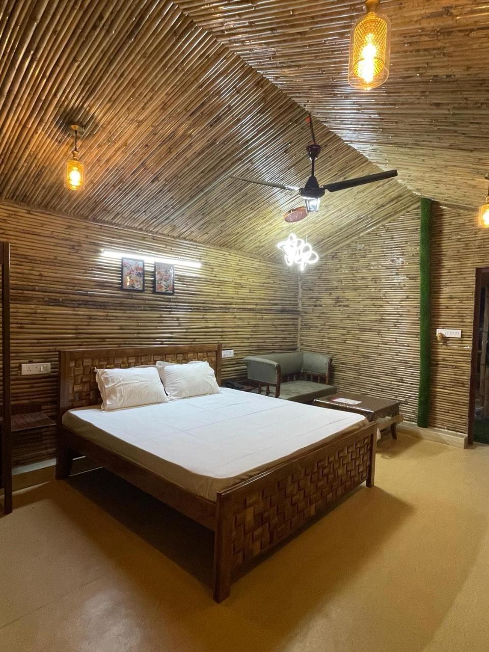 Gopika Resort Vrindāvan Exteriér fotografie
