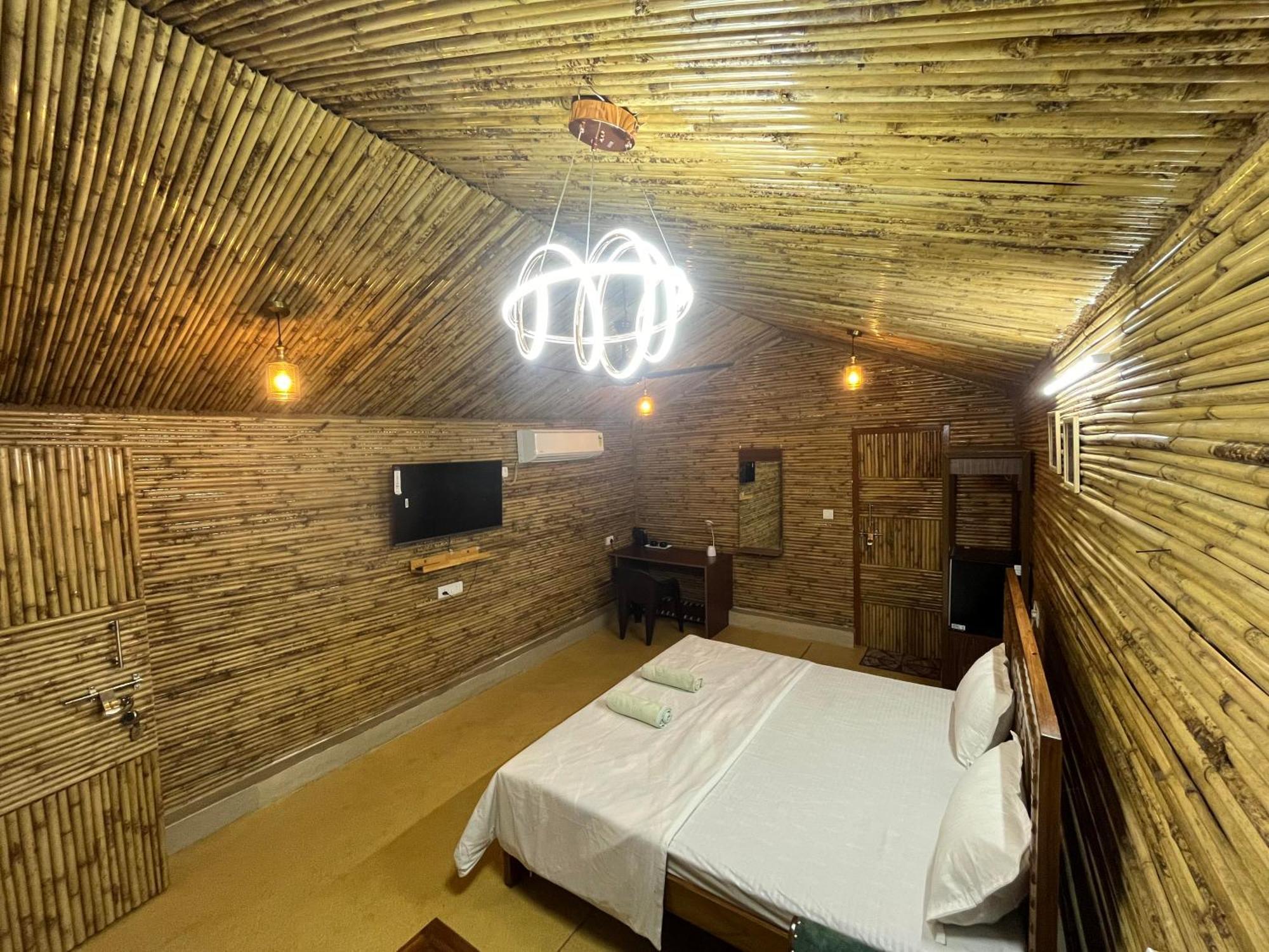 Gopika Resort Vrindāvan Exteriér fotografie